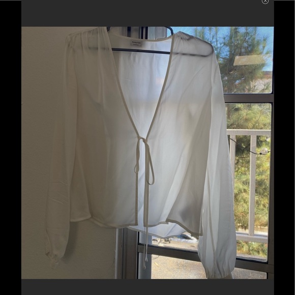 Babaton Top - Picture 2 of 9